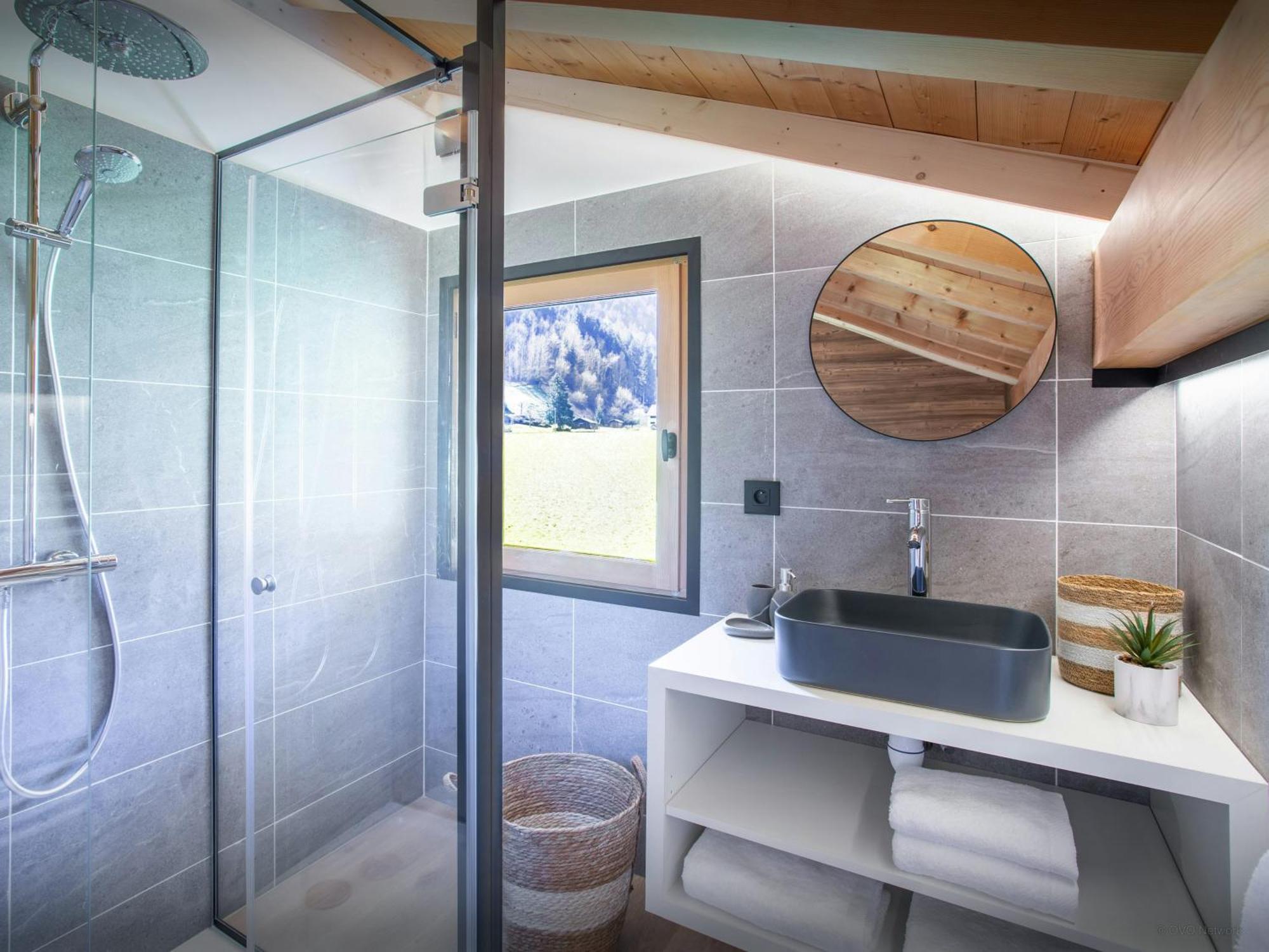 Chalet Julena - Ovo Network โธนส์ ภายนอก รูปภาพ