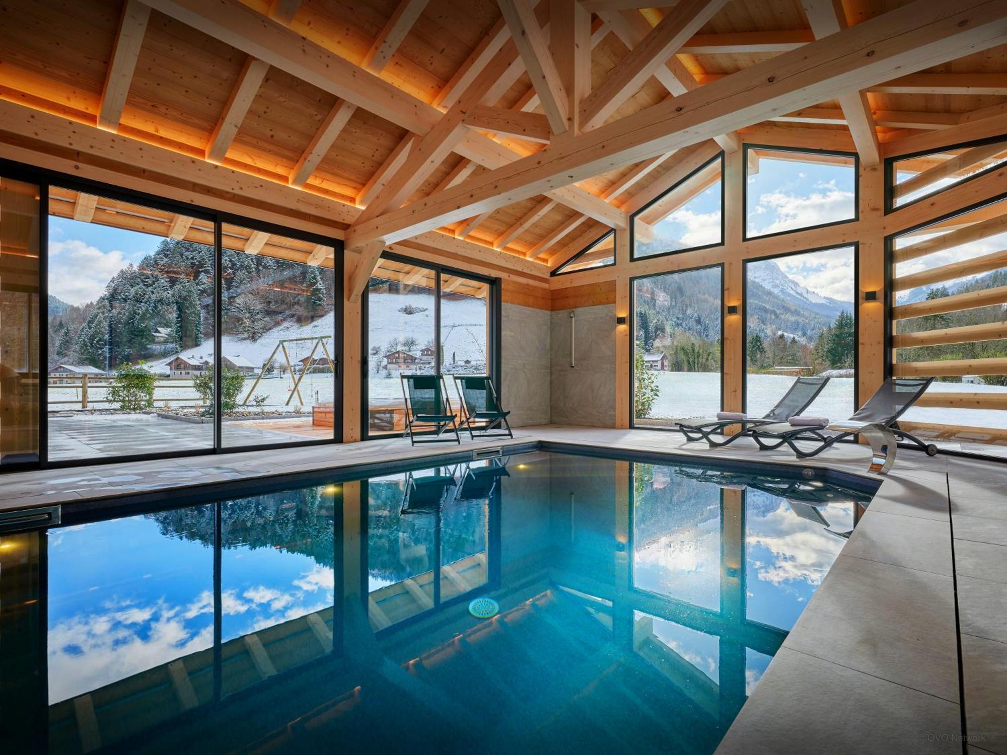 Chalet Julena - Ovo Network โธนส์ ภายนอก รูปภาพ