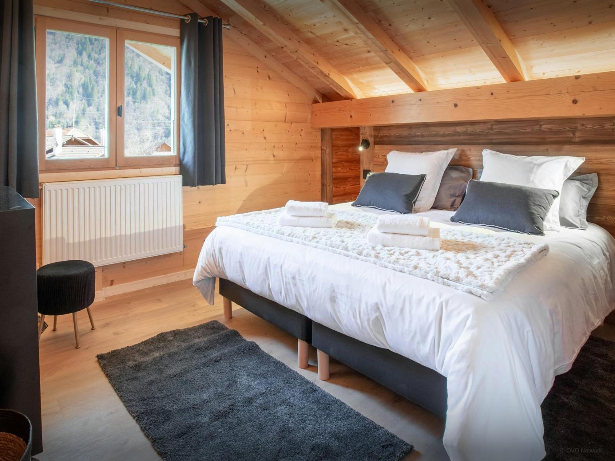 Chalet Julena - Ovo Network โธนส์ ภายนอก รูปภาพ