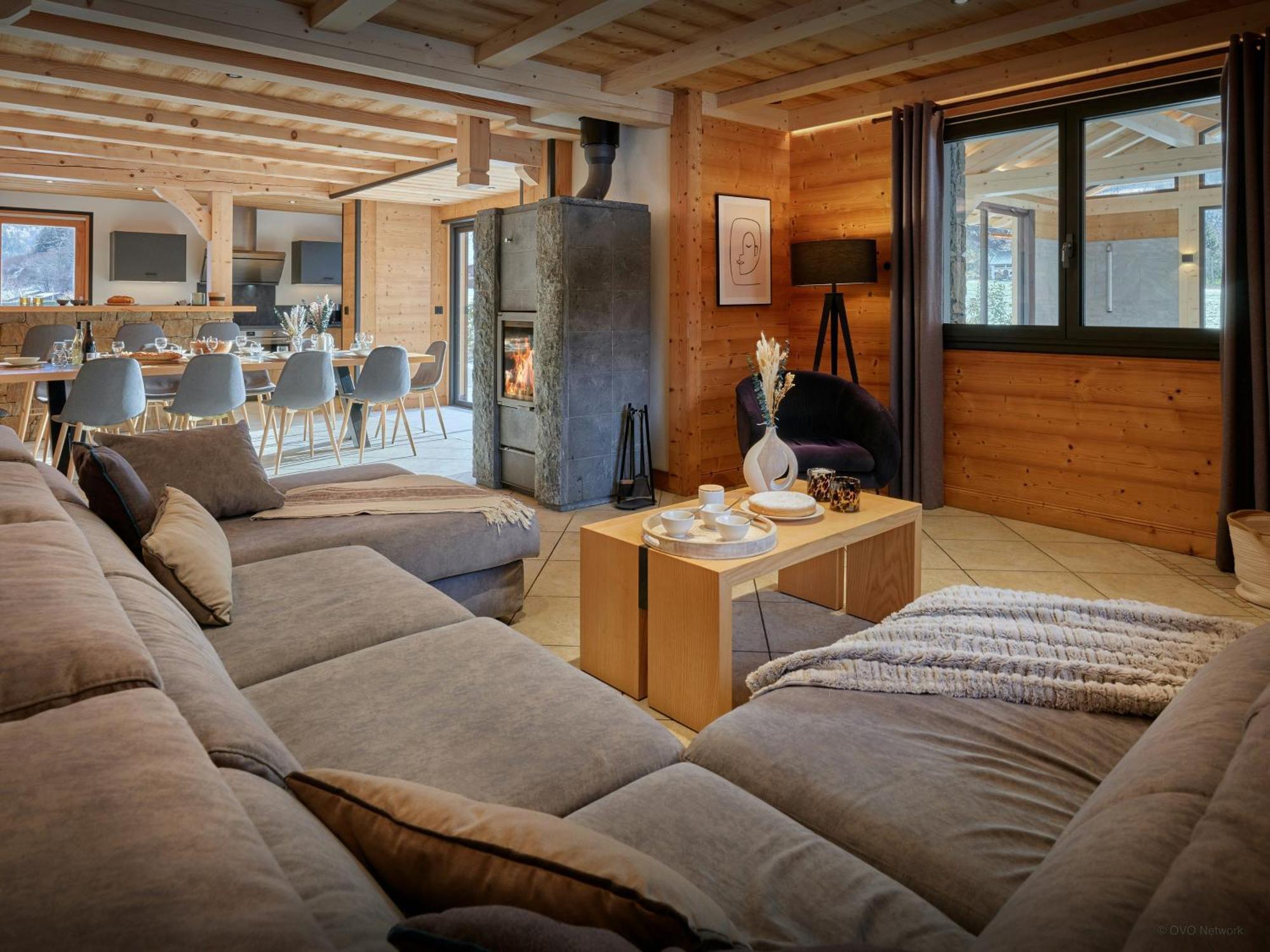 Chalet Julena - Ovo Network โธนส์ ภายนอก รูปภาพ